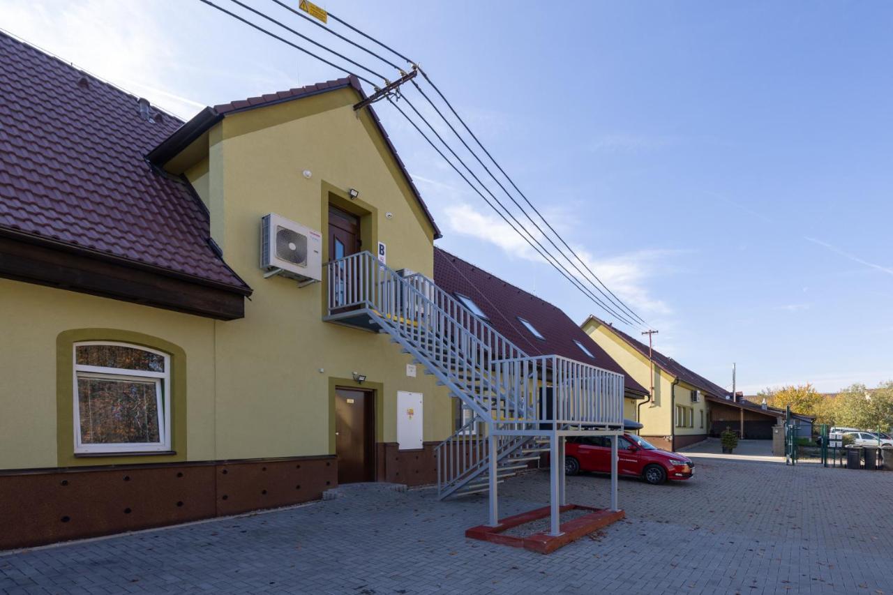 Penzion Rozhovice Exterior foto